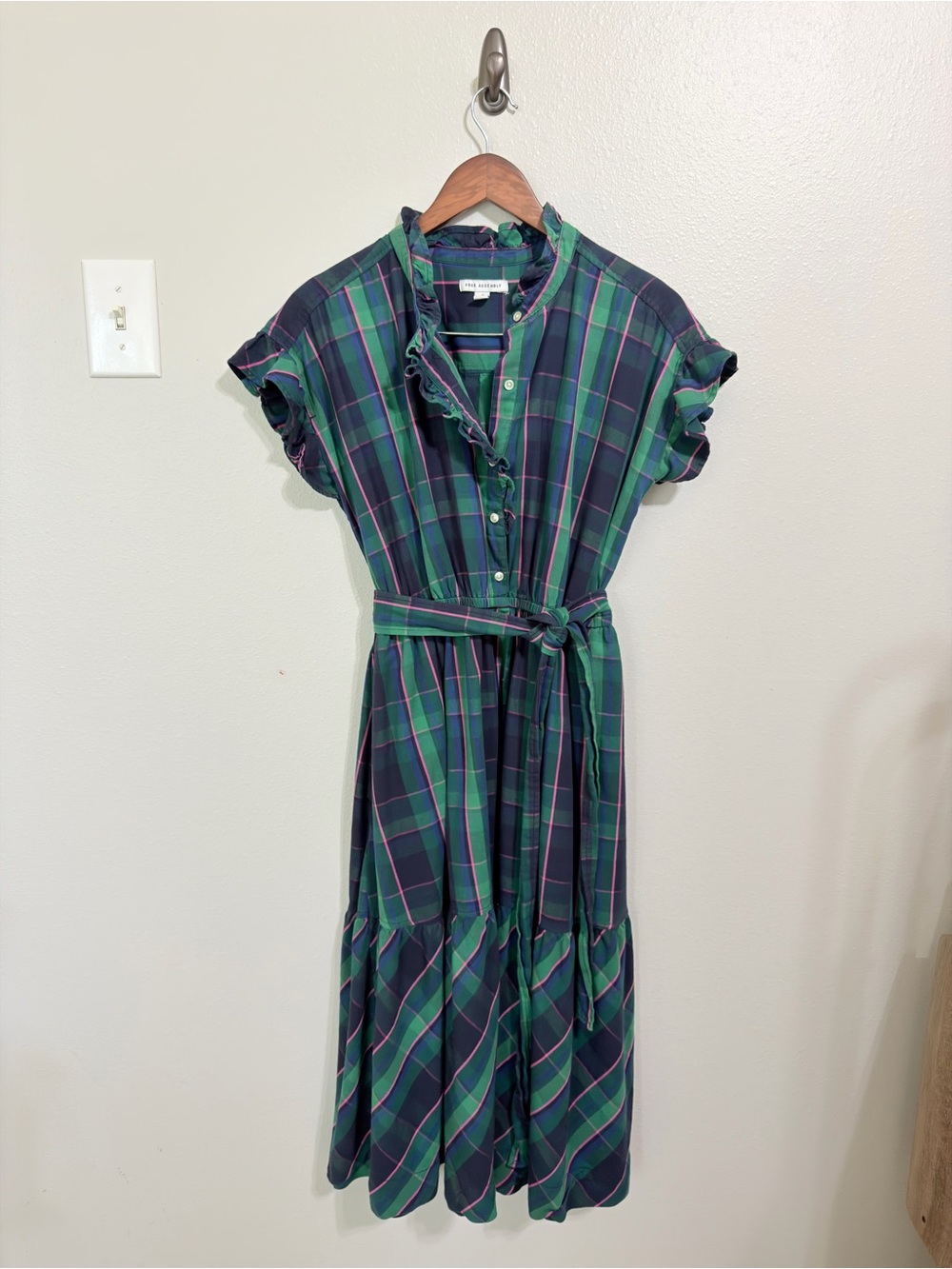 ✨ RETRO PREPPY PLAID FABULOUSNESS ✨Free Assembly Cotton Ruffle Midi Dress